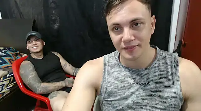 Snapshot of kike_energy chatting on December 9, 2024, 8:33 pm kike energy online show from December 9, 2024, 8:33 pm