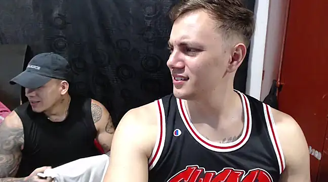 Snapshot of kike_energy chatting on December 12, 2024, 7:37 pm kike energy online show from December 12, 2024, 7:37 pm