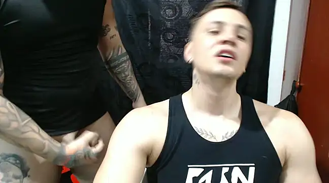 Snapshot of kike_energy chatting on December 27, 2024, 7:35 pm kike energy online show from December 27, 2024, 7:35 pm