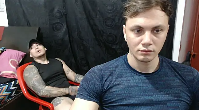 Snapshot of kike_energy chatting on January 28, 2025, 8:04 pm kike energy online show from January 28, 2025, 8:04 pm