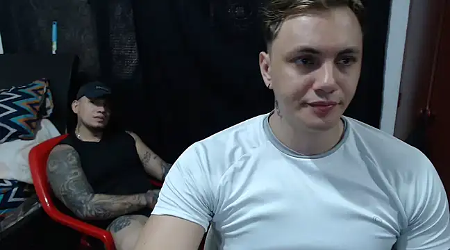 Snapshot of kike_energy chatting on February 6, 2025, 8:02 pm kike energy online show from February 6, 2025, 8:02 pm