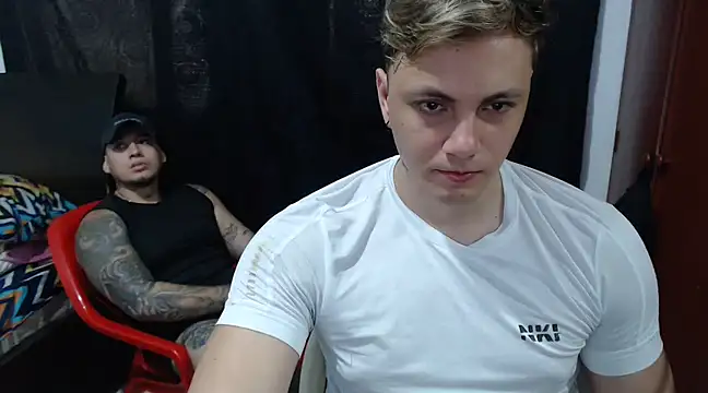 Snapshot of kike_energy chatting on February 8, 2025, 8:10 pm kike energy online show from February 8, 2025, 8:10 pm