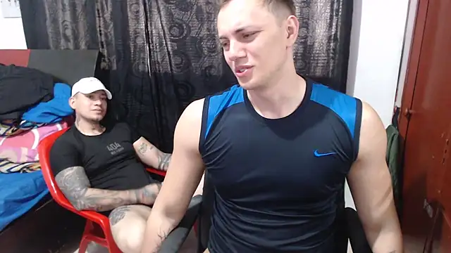 Snapshot of kike_energy chatting on October 3, 2025, 4:04 pm kike energy online show from October 3, 2025, 4:04 pm