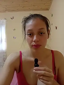 Snapshot of ValentinaNoirr chatting on July 21, 2026, 10:23 pm ValentinaNoirr online show from July 21, 2026, 10:23 pm