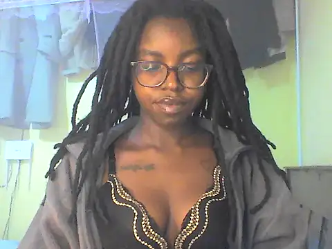Snapshot of Ebonymuse chatting on July 14, 2026, 6:07 am Ebonymuse online show from July 14, 2026, 6:07 am