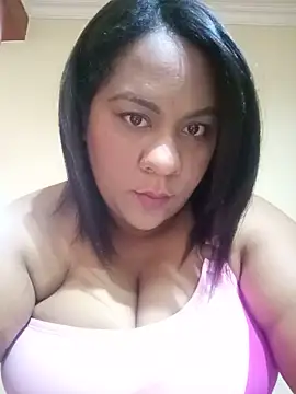 Snapshot of la_negra_5 chatting on July 12, 2026, 3:03 pm la negra 5 online show from July 12, 2026, 3:03 pm
