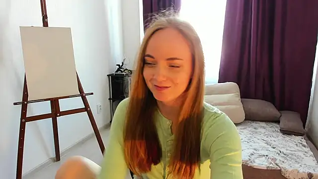 Snapshot of LunalBrooks chatting on July 17, 2026, 2:13 pm LunalBrooks online show from July 17, 2026, 2:13 pm