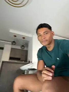 Snapshot of davidmarquez_98 chatting on July 15, 2026, 10:15 pm davidmarquez 98 online show from July 15, 2026, 10:15 pm