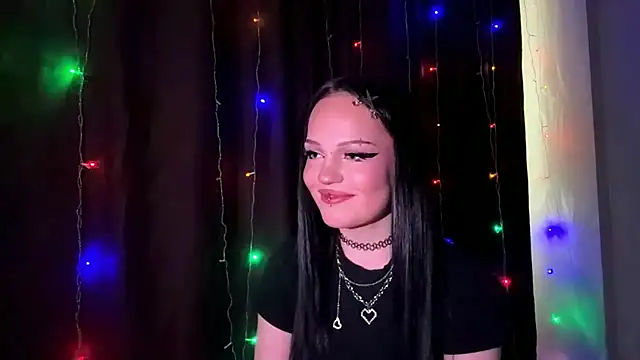 CarmeliaGentelia online show from July 12, 2026, 3:14 pm