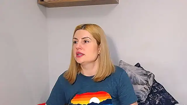 alisenties online show from February 15, 2026, 3:20 pm