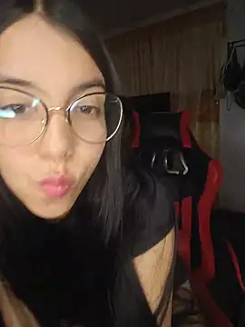 Snapshot of Kmfresita chatting on July 20, 2026, 3:54 am Kmfresita online show from July 20, 2026, 3:54 am