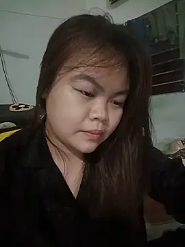 Snapshot of -Cindy_y chatting on July 15, 2026, 8:41 am -Cindy y online show from July 15, 2026, 8:41 am