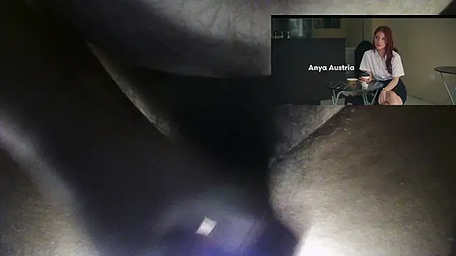 Snapshot of aston2332 chatting on July 13, 2026, 8:44 pm aston2332 online show from July 13, 2026, 8:44 pm