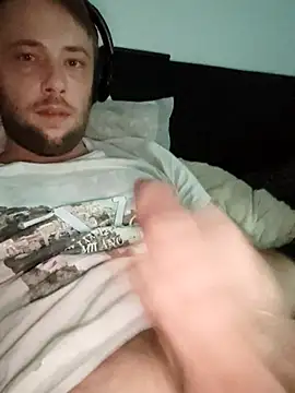 llChrisll95 online show from July 29, 2026, 7:23 pm