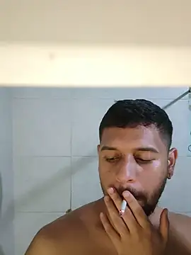 Snapshot of El-Verga-Negra chatting on July 15, 2026, 2:39 am El-Verga-Negra online show from July 15, 2026, 2:39 am
