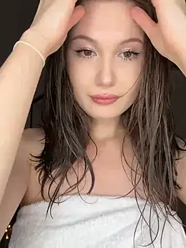 Snapshot of chiarahoney12 chatting on July 16, 2026, 11:22 pm chiarahoney12 online show from July 16, 2026, 11:22 pm