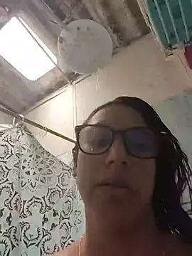 Snapshot of milarous chatting on July 16, 2026, 4:46 pm milarous online show from July 16, 2026, 4:46 pm