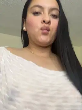 Snapshot of Nicoleqm chatting on July 16, 2026, 1:44 am Nicoleqm online show from July 16, 2026, 1:44 am