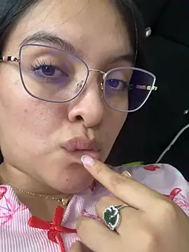 Snapshot of Nicoleqm chatting on July 22, 2026, 1:19 am Nicoleqm online show from July 22, 2026, 1:19 am
