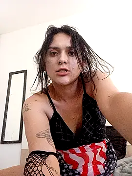 DaisyVian444 online show from July 16, 2026, 1:50 pm