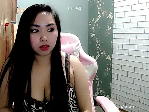 Snapshot of your_pinay_kassy chatting on July 18, 2026, 1:48 pm your pinay kassy online show from July 18, 2026, 1:48 pm