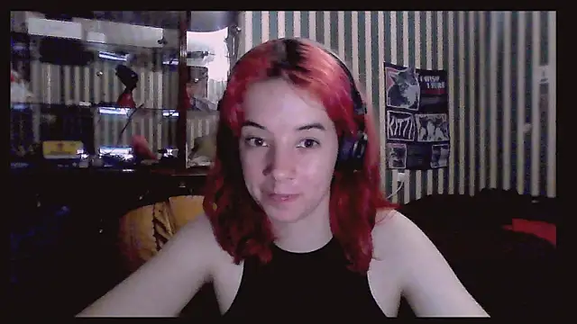 Snapshot of amberdollL chatting on July 24, 2026, 8:29 pm amberdollL online show from July 24, 2026, 8:29 pm