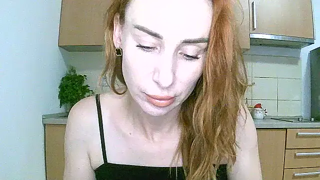 Snapshot of AimeeAlanx chatting on July 20, 2026, 11:45 am AimeeAlanx online show from July 20, 2026, 11:45 am