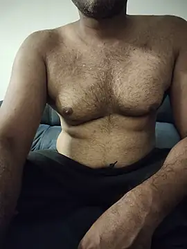 Snapshot of smalldickguy001 chatting on July 20, 2026, 5:48 pm smalldickguy001 online show from July 20, 2026, 5:48 pm