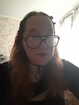 FionaDior online show from July 22, 2026, 2:09 pm