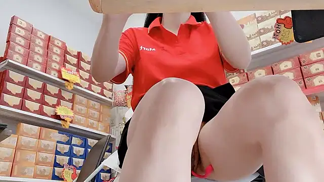 Katy Bae online show from March 14, 2026, 4:51 am