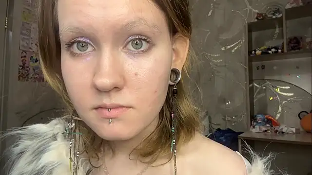 Snapshot of JosephineBulmer chatting on July 24, 2026, 7:23 pm JosephineBulmer online show from July 24, 2026, 7:23 pm