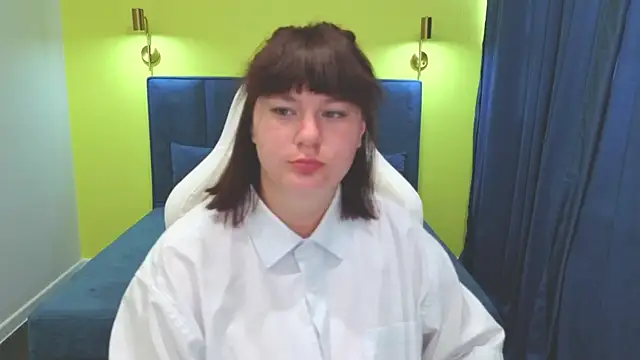 Emilly Morgan online show from July 24, 2026, 4:21 am