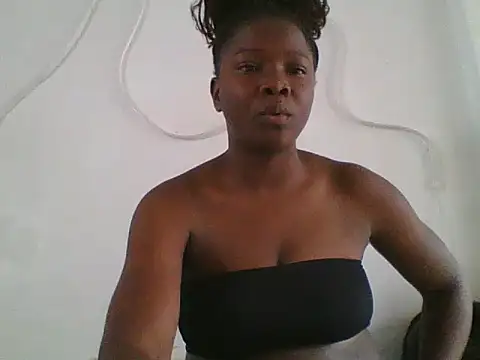 Snapshot of Diva_babies chatting on July 23, 2026, 11:41 am Diva babies online show from July 23, 2026, 11:41 am