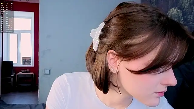 Anny liis online show from July 24, 2026, 8:12 am