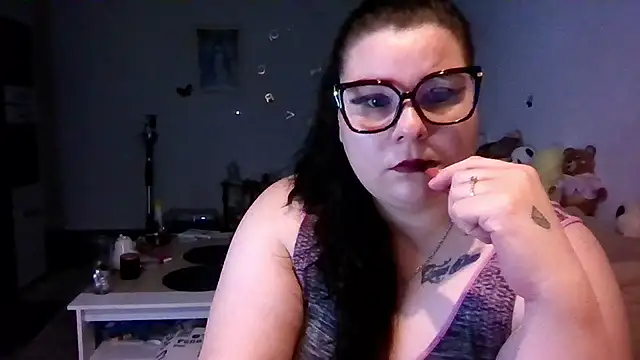 RosseDilan online show from July 24, 2026, 7:12 pm