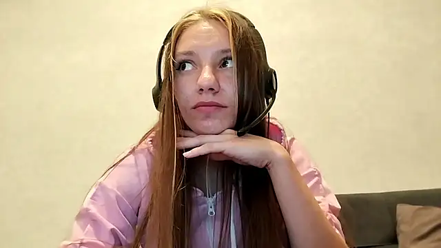 BethannStonefield online show from July 30, 2026, 10:20 pm