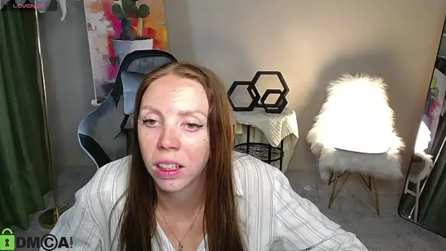 Snapshot of EmilyStevart chatting on August 5, 2026, 8:06 am EmilyStevart online show from August 5, 2026, 8:06 am