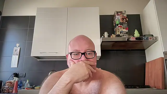 theitalianbear online show from September 24, 2025, 9:45 am