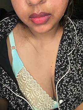 Snapshot of SpiceXSiren chatting on July 25, 2026, 6:49 pm SpiceXSiren online show from July 25, 2026, 6:49 pm