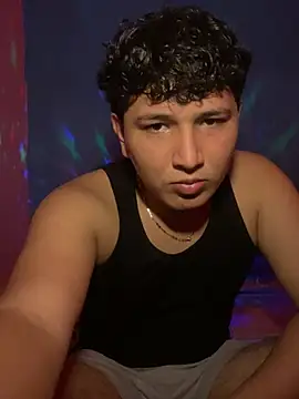 Eduardosexy  online show from August 8, 2026, 11:28 pm