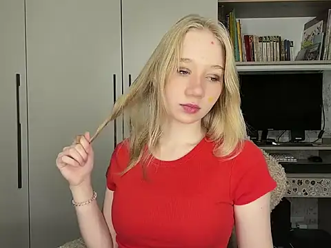 Snapshot of MargareteBerdar chatting on August 5, 2026, 7:22 am MargareteBerdar online show from August 5, 2026, 7:22 am