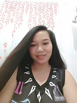 Snapshot of sassygirl20 chatting on August 1, 2026, 1:05 am sassygirl20 online show from August 1, 2026, 1:05 am