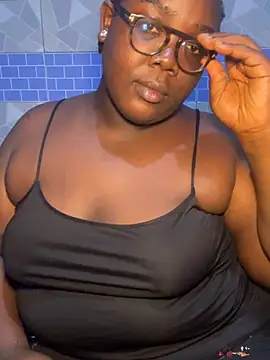 Snapshot of bigblackghurl chatting on July 31, 2026, 11:15 pm bigblackghurl online show from July 31, 2026, 11:15 pm