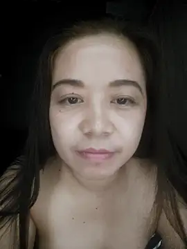 Simplegirl07 online show from August 1, 2026, 12:32 am