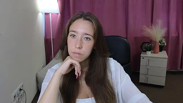 Snapshot of EdithBallesterous chatting on August 2, 2026, 5:06 am EdithBallesterous online show from August 2, 2026, 5:06 am