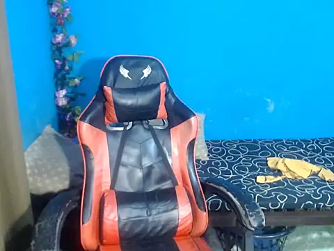 venustheg0ddess online show from November 4, 2025, 5:06 am