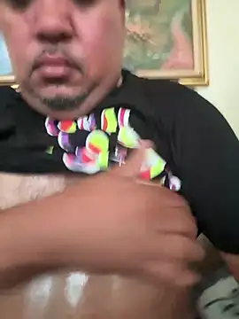 Snapshot of bigtio11 chatting on August 1, 2026, 2:49 pm bigtio11 online show from August 1, 2026, 2:49 pm