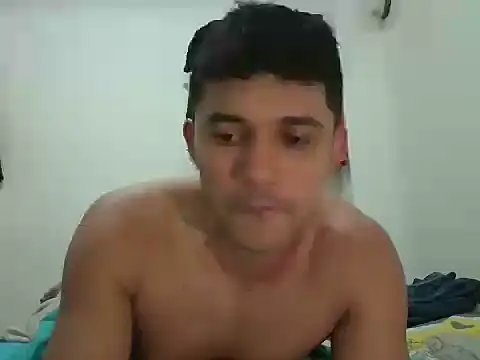 Snapshot of lunnybrow chatting on August 3, 2026, 10:46 pm lunnybrow online show from August 3, 2026, 10:46 pm