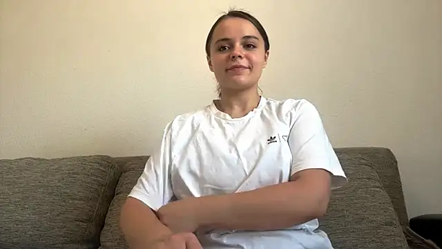 Snapshot of LorileeKaliszewski chatting on August 3, 2026, 7:51 am LorileeKaliszewski online show from August 3, 2026, 7:51 am