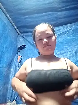 Lily-bi online show from August 9, 2026, 2:02 am
